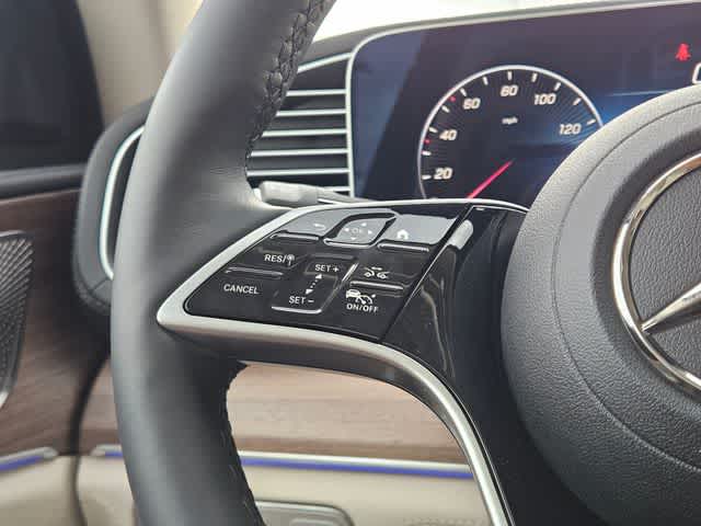 Thumbnail: 2026 Mercedes-Benz GLE - 29