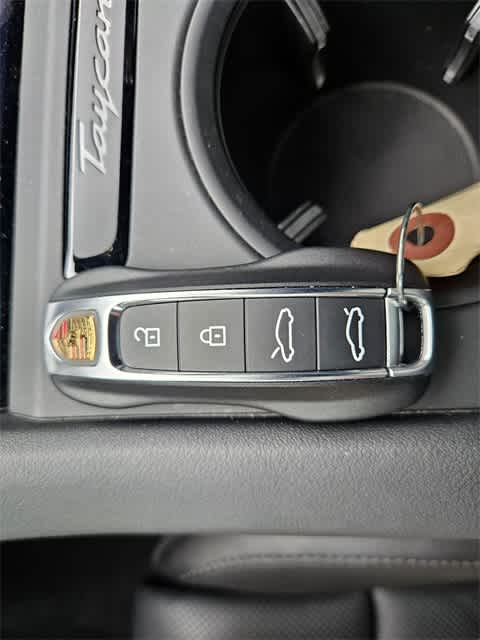 Thumbnail: 2023 Porsche Taycan - 38