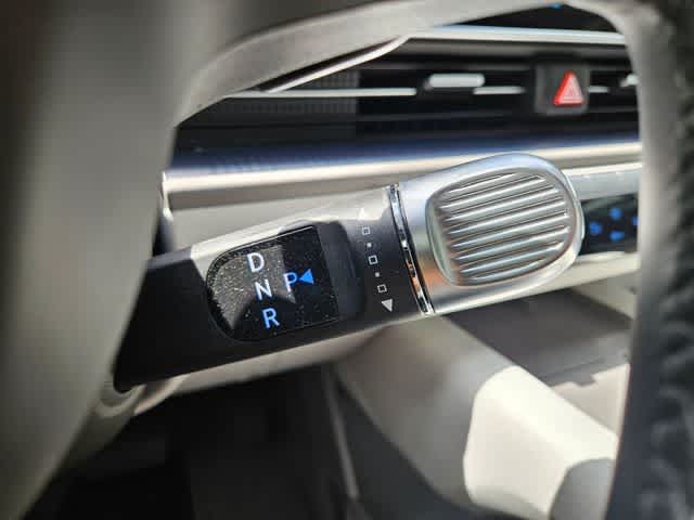 Thumbnail: 2023 Hyundai Ioniq 6 - 31