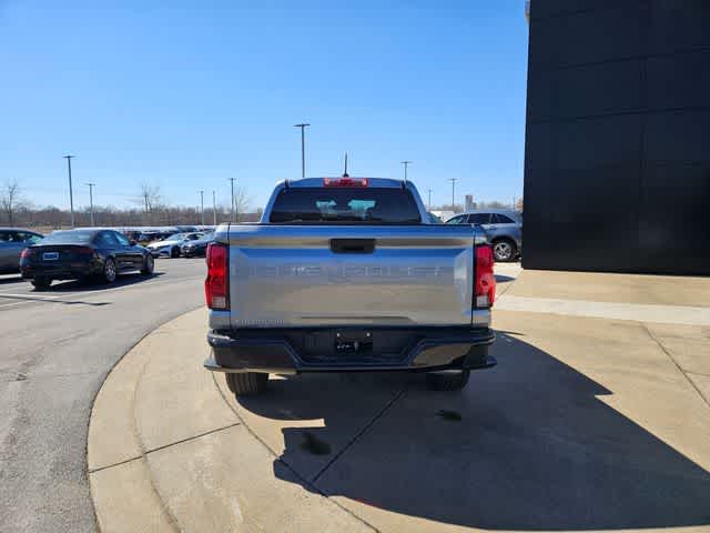 Thumbnail: 2024 Chevrolet Colorado - 7
