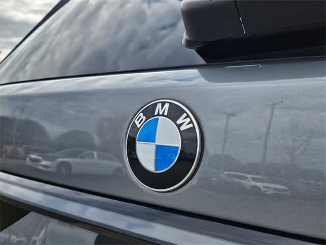 Thumbnail: 2026 BMW X7 - 11