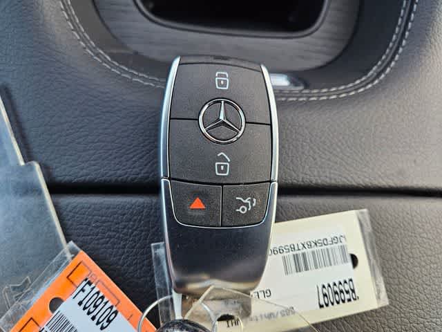 Thumbnail: 2026 Mercedes-Benz GLE - 34