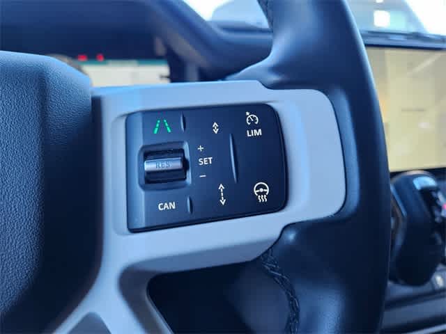 Thumbnail: 2025 Land Rover Defender - 27