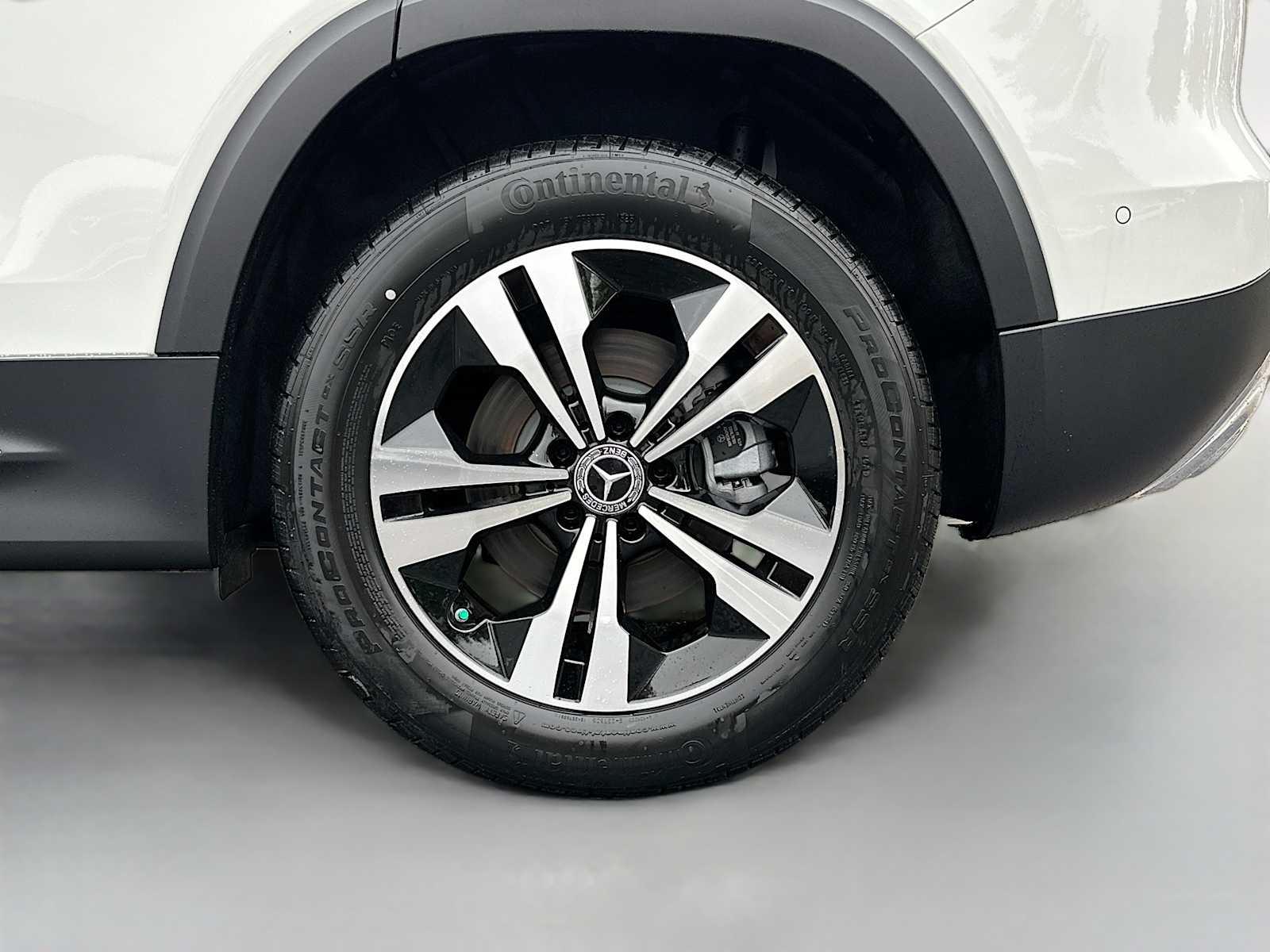 Thumbnail: 2026 Mercedes-Benz GLB - 30