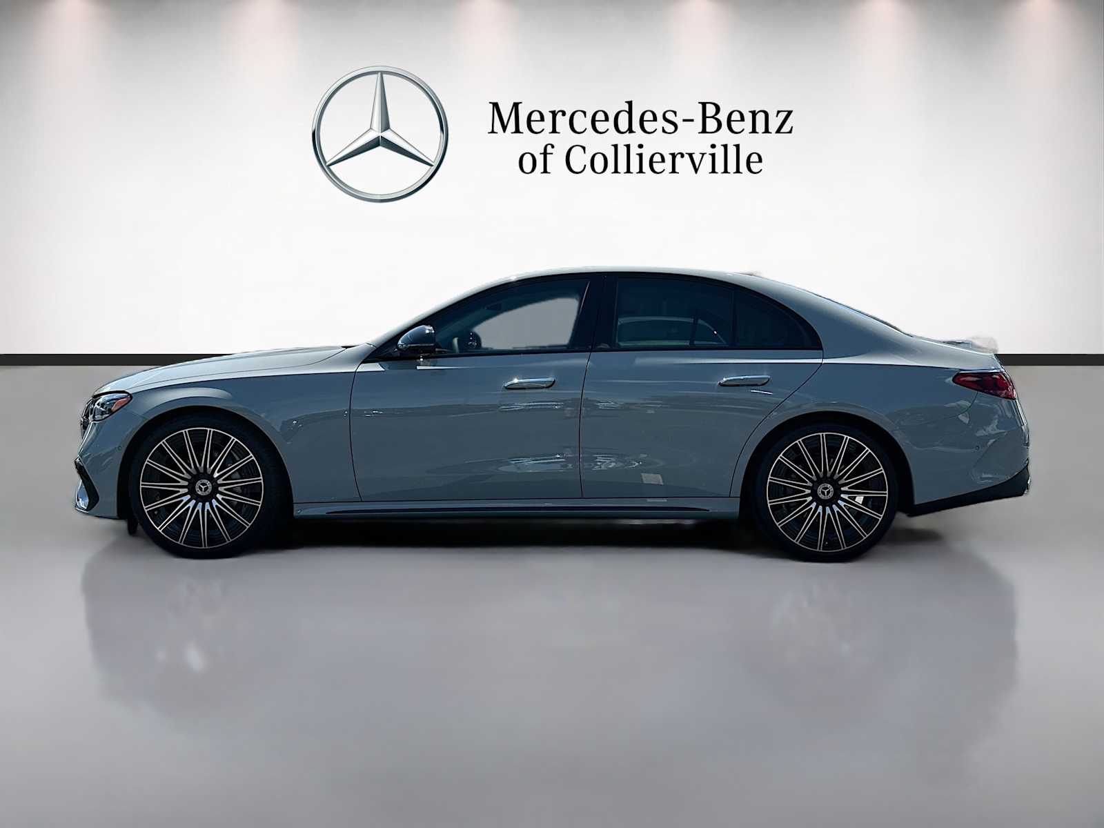 Thumbnail: 2026 Mercedes-Benz E-Class - 8