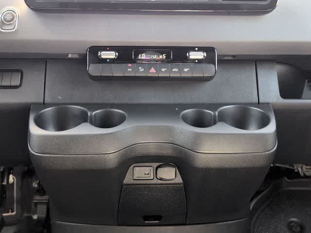 Thumbnail: 2026 Mercedes-Benz Sprinter - 28