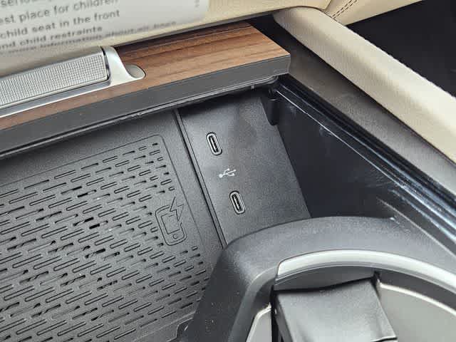 Thumbnail: 2026 Mercedes-Benz GLE - 33