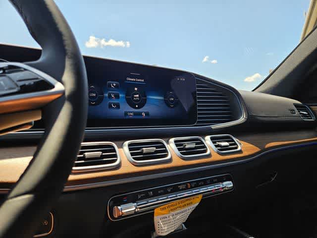Thumbnail: 2026 Mercedes-Benz GLE - 27