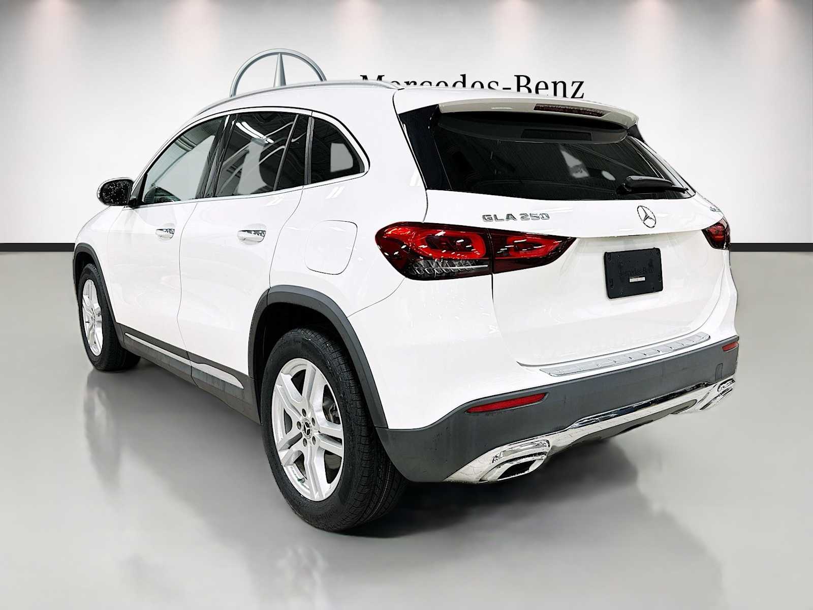 Thumbnail: 2021 Mercedes-Benz GLA - 7