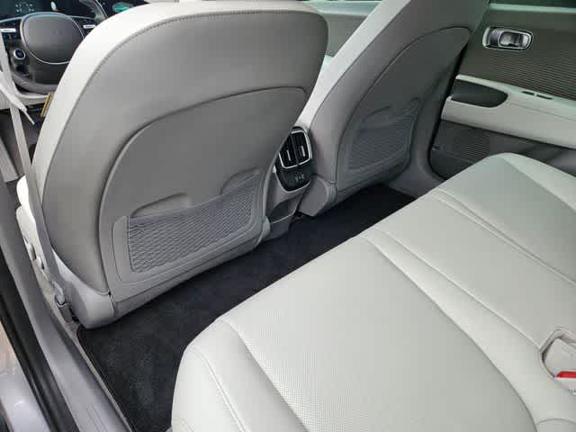 Thumbnail: 2023 Hyundai Ioniq 6 - 15