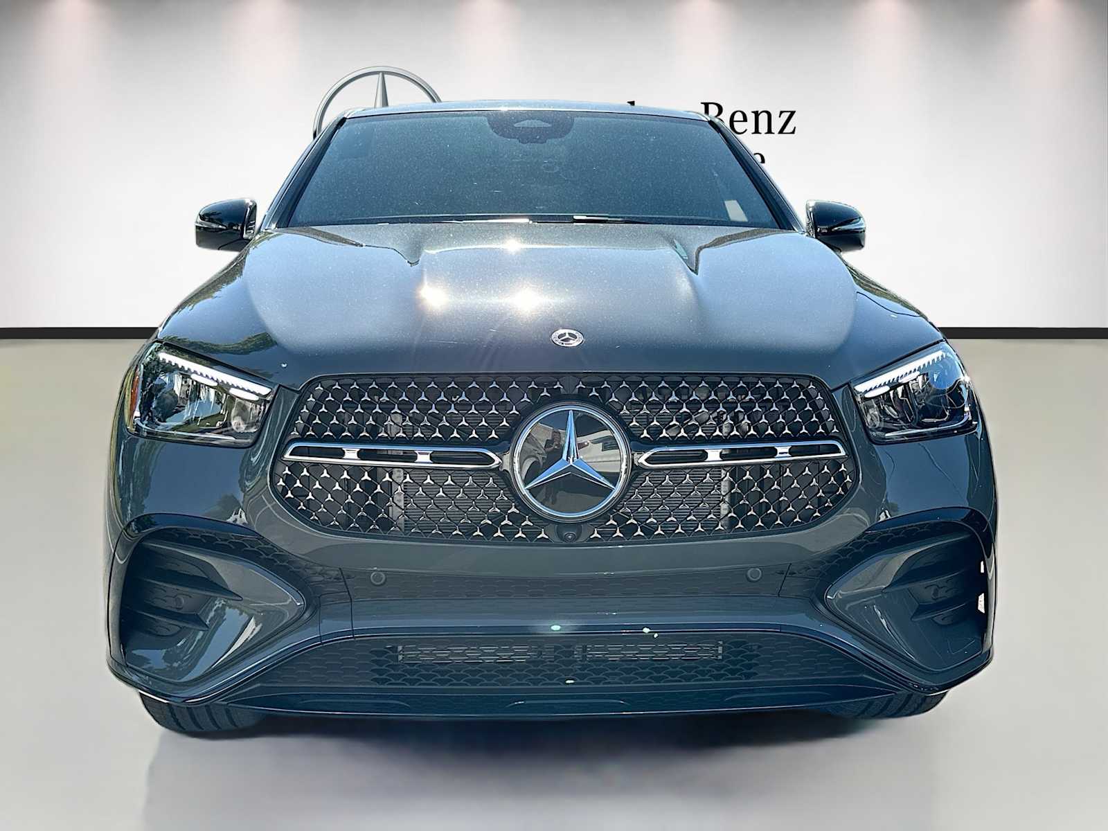 Thumbnail: 2026 Mercedes-Benz GLE - 2