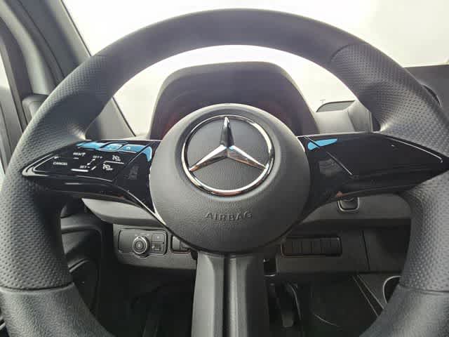 Thumbnail: 2026 Mercedes-Benz Sprinter - 22