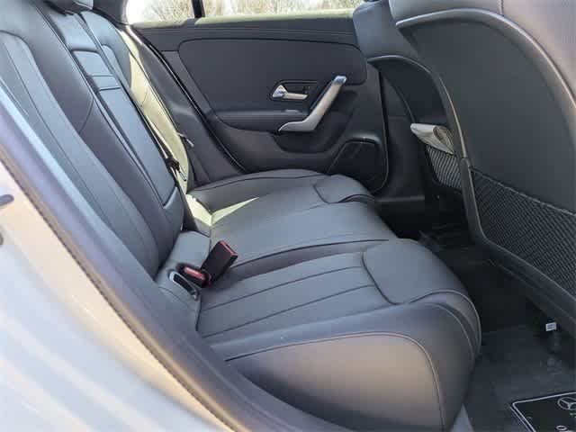 2025 Mercedes-Benz CLA 250 9