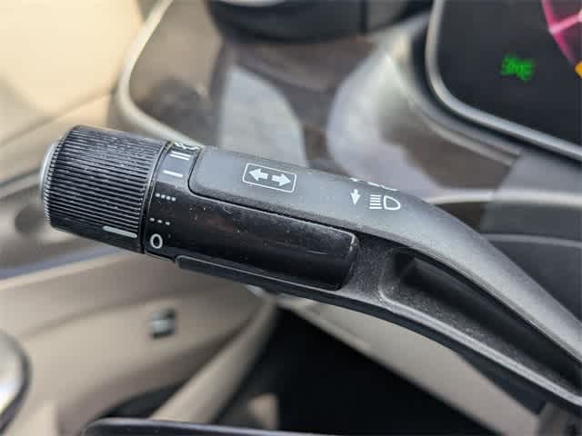 Thumbnail: 2023 Mercedes-Benz C-Class - 26