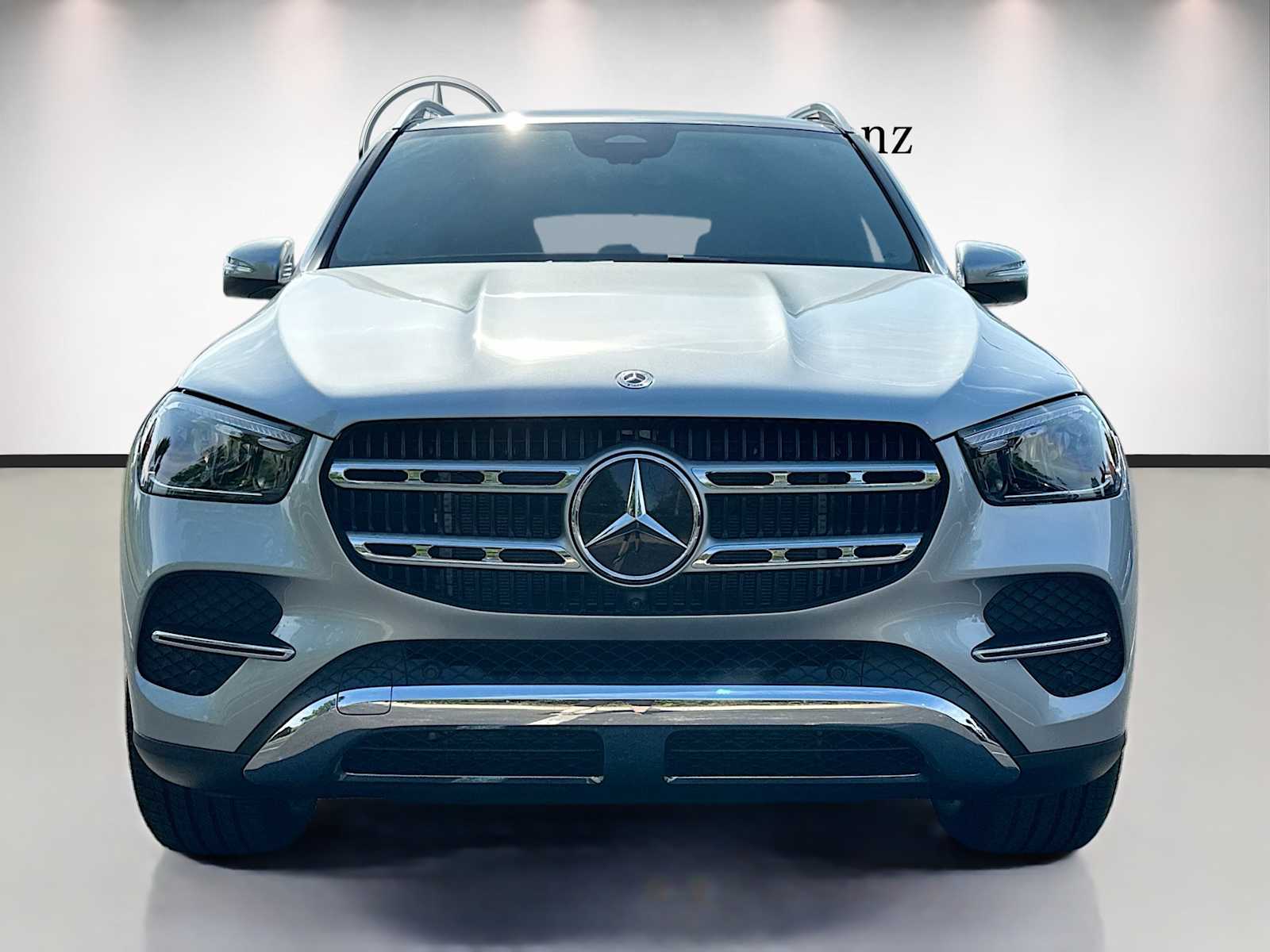 Thumbnail: 2026 Mercedes-Benz GLE - 2