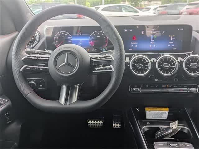 2025 Mercedes Benz GLA 250 photo 3