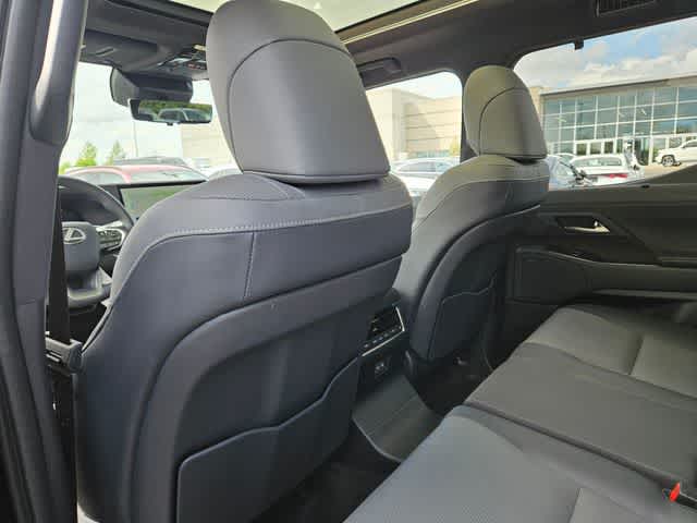 Thumbnail: 2026 Lexus GX - 18