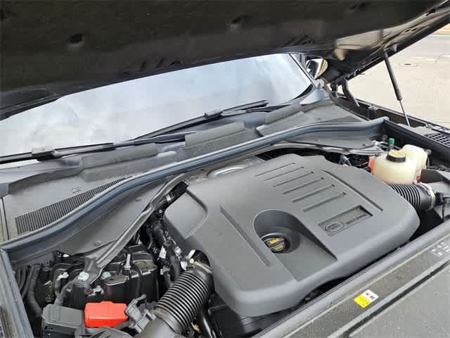 Thumbnail: 2025 Land Rover Range Rover - 13