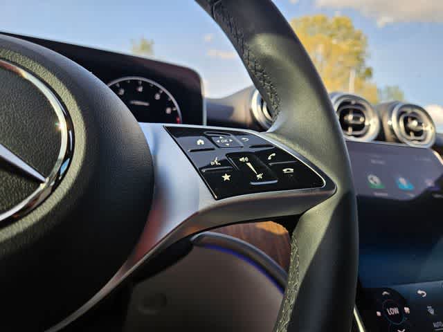 Thumbnail: 2023 Mercedes-Benz C-Class - 25