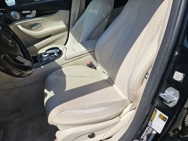 Thumbnail: 2017 Mercedes-Benz E-Class - 14