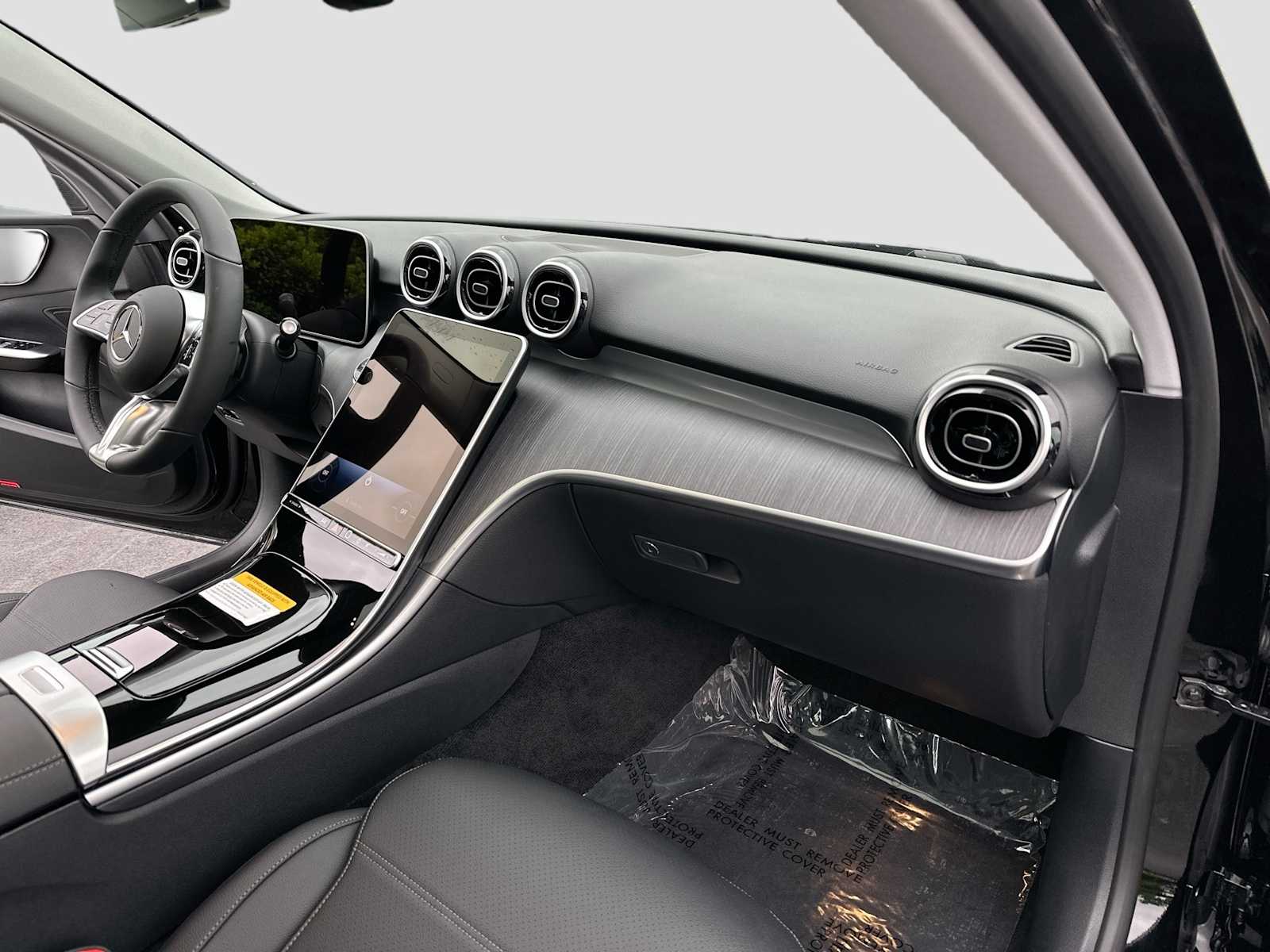 Thumbnail: 2026 Mercedes-Benz C-Class - 28