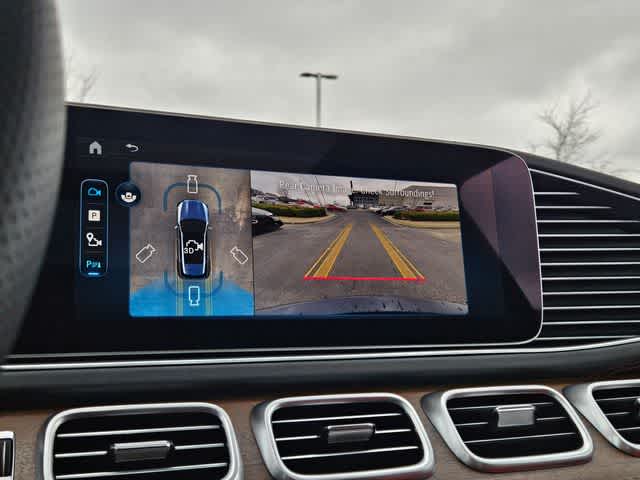 Thumbnail: 2026 Mercedes-Benz GLE - 32