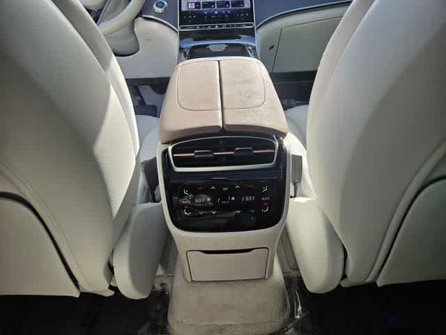 Thumbnail: 2023 Mercedes-Benz EQS - 17