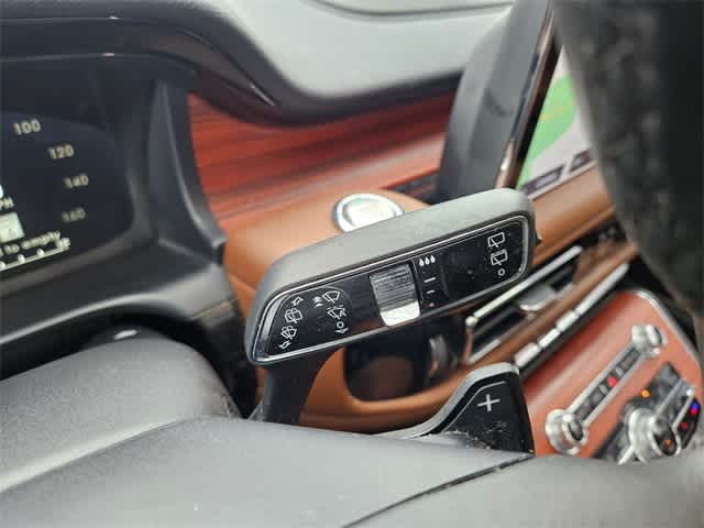 Thumbnail: 2024 Lincoln Aviator - 27