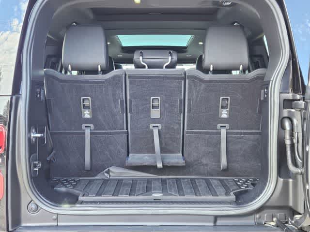 Thumbnail: 2023 Land Rover Defender - 7