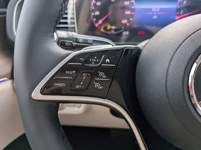 Thumbnail: 2026 Mercedes-Benz GLE - 23