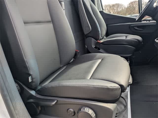 Thumbnail: 2024 Mercedes-Benz eSprinter - 19