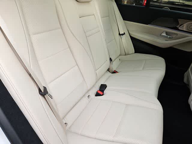 Thumbnail: 2026 Mercedes-Benz GLE - 22