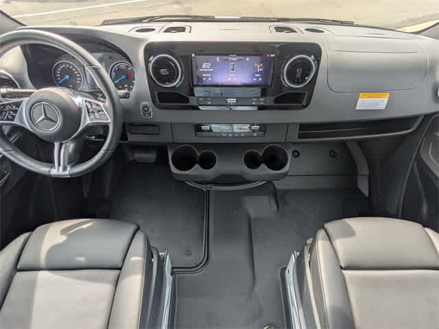 Thumbnail: 2024 Mercedes-Benz eSprinter - 14