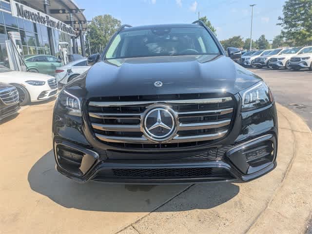 2026 Mercedes Benz GLS 580 4MATIC photo 2