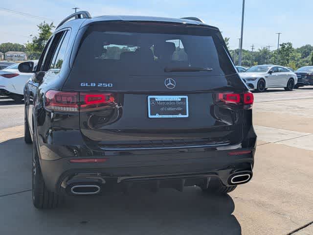 Thumbnail: 2022 Mercedes-Benz GLB - 8