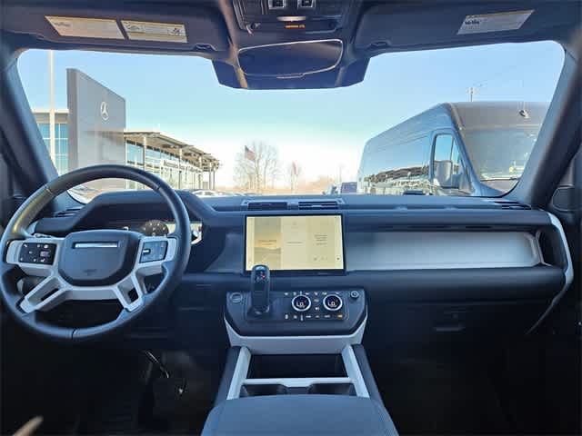 Thumbnail: 2025 Land Rover Defender - 20