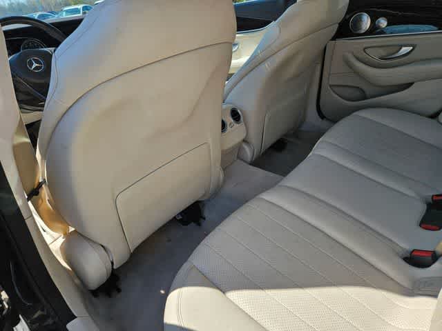 Thumbnail: 2017 Mercedes-Benz E-Class - 17