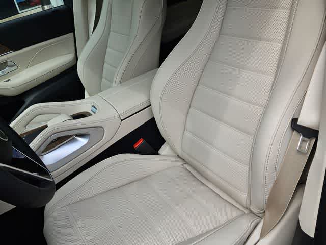 Thumbnail: 2026 Mercedes-Benz GLE - 15