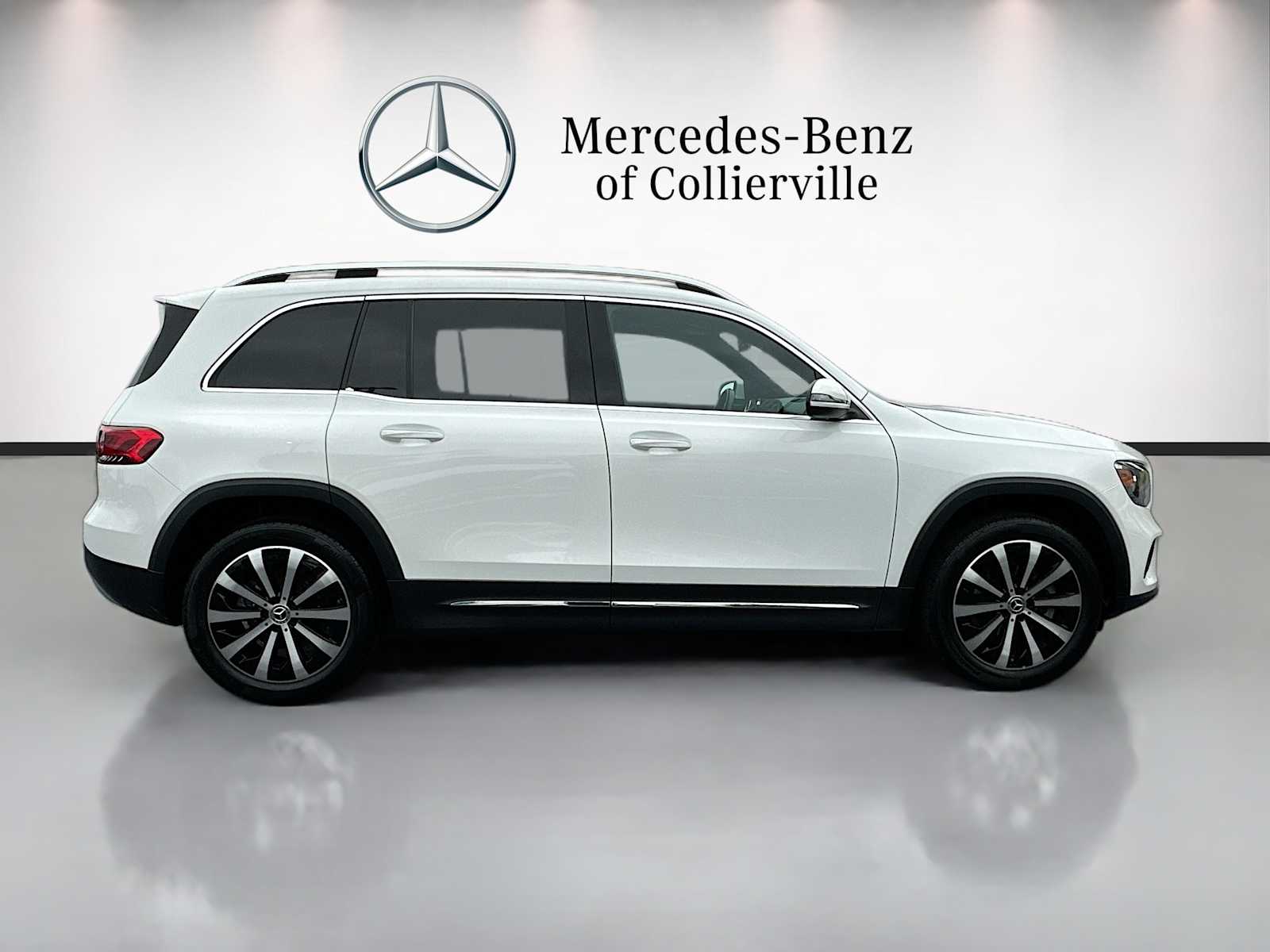 Thumbnail: 2022 Mercedes-Benz GLB - 4