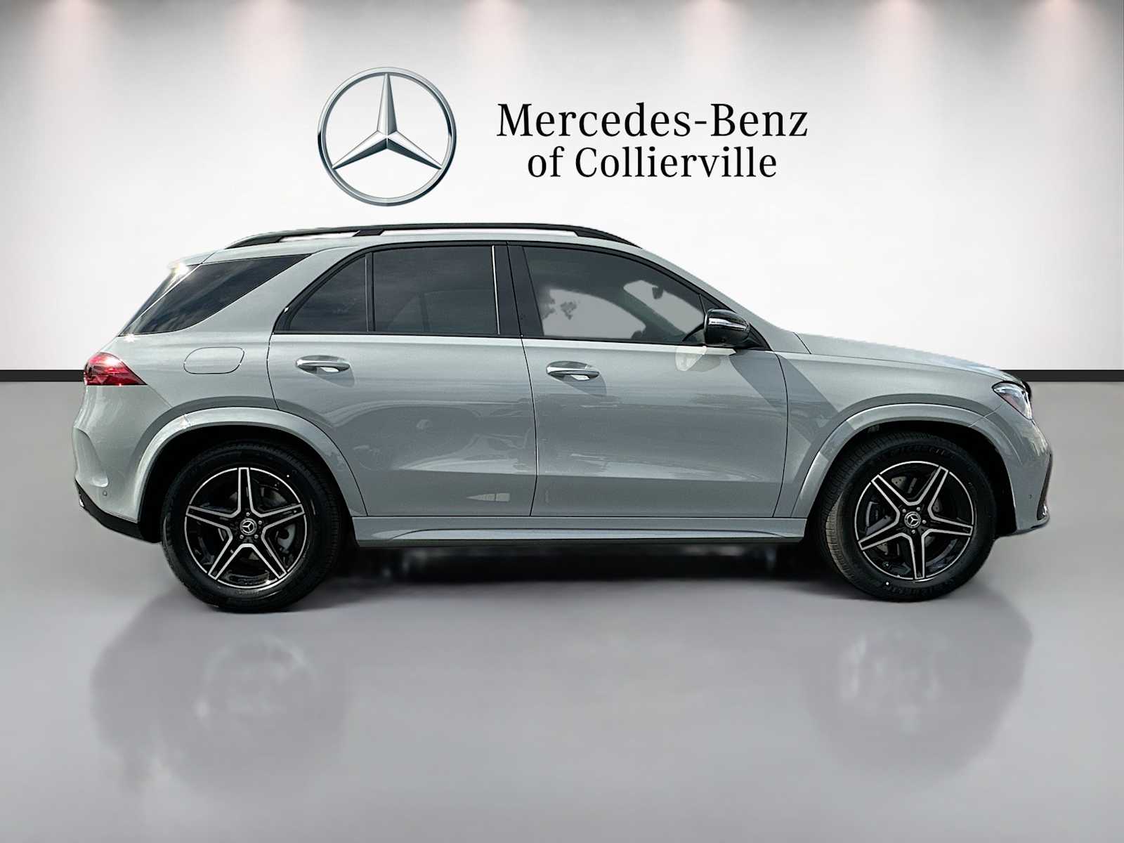 Thumbnail: 2026 Mercedes-Benz GLE - 4