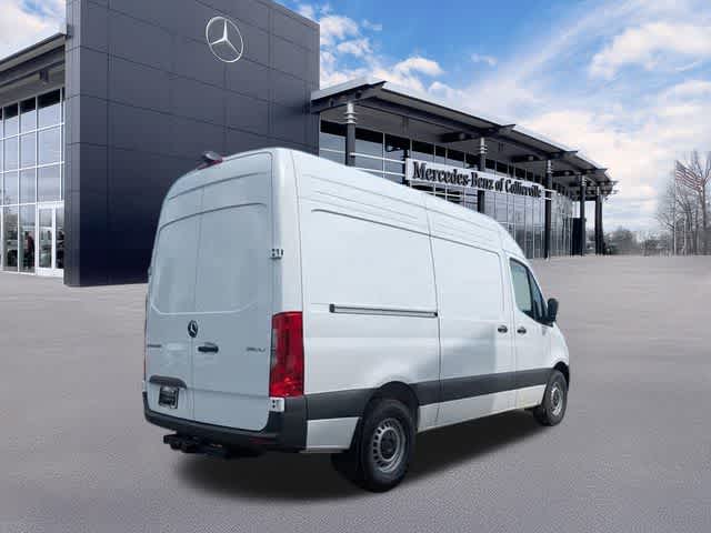Thumbnail: 2025 Mercedes-Benz Sprinter - 7