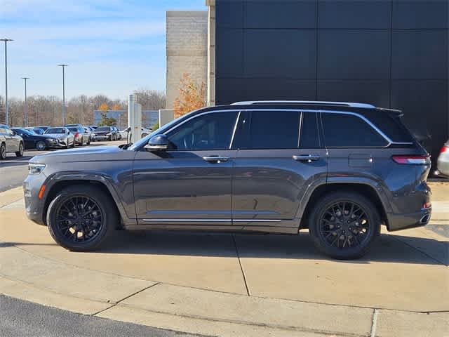 Thumbnail: 2022 Jeep Grand Cherokee - 5