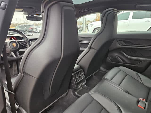 Thumbnail: 2023 Porsche Taycan - 18