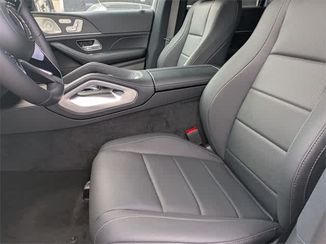 Thumbnail: 2025 Mercedes-Benz GLE - 15