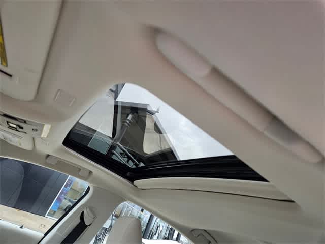 Thumbnail: 2025 Lexus ES - 16