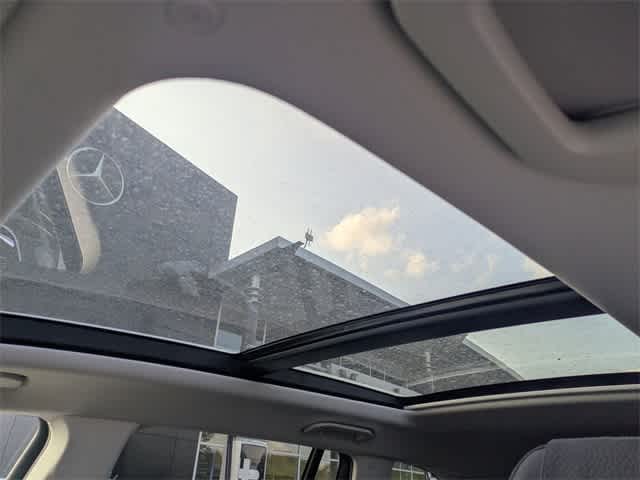 Thumbnail: 2025 Mercedes-Benz GLS - 21