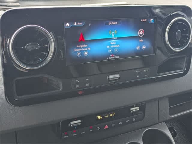 Thumbnail: 2021 Mercedes-Benz Sprinter - 24