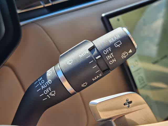 Thumbnail: 2026 Land Rover Range Rover - 28