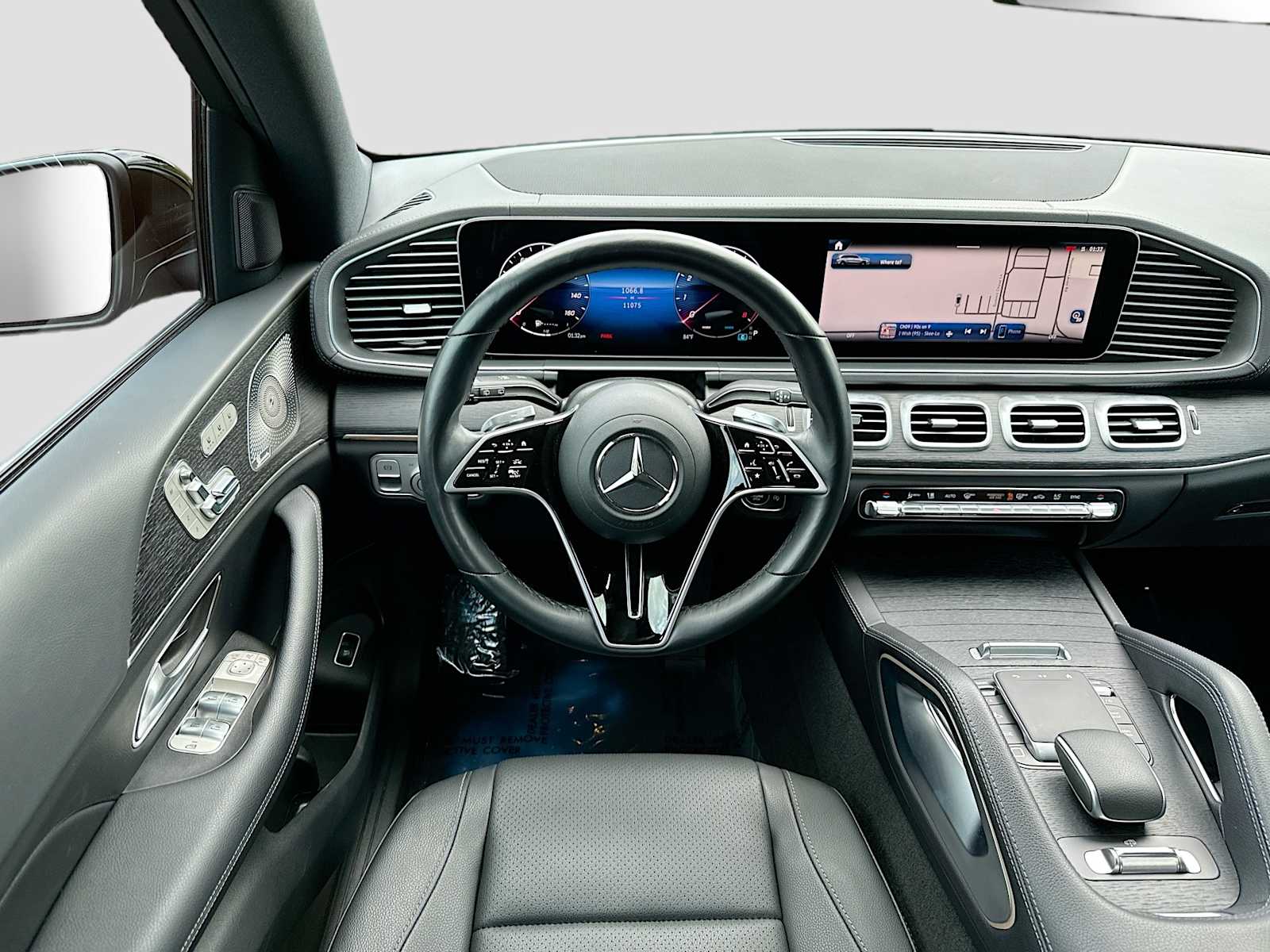 Thumbnail: 2025 Mercedes-Benz GLS - 24