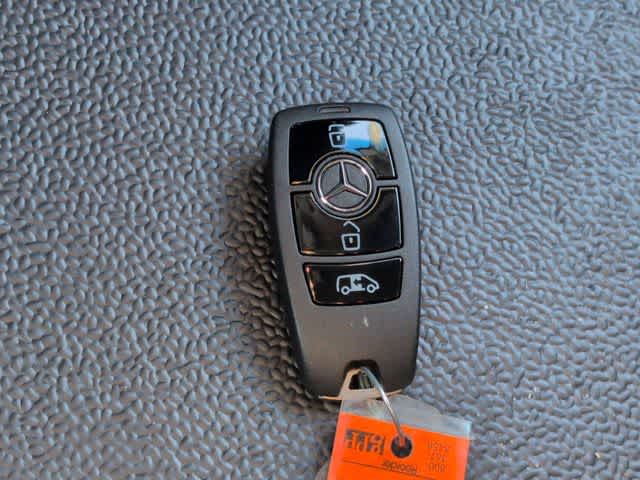 Thumbnail: 2026 Mercedes-Benz Sprinter - 32